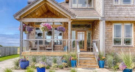 อื่นๆ 2 Private Path to the Beach and Hot Tub - Luxurious Coastal Escape