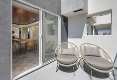 Others 4 Ocean Views and Spacious Patios - Captivating Beachfront Escape