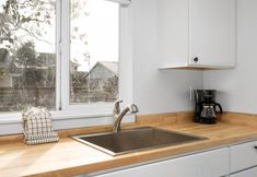 其他 7 Beachfront Access and Kitchenette Amenities - Charming Coastal Haven