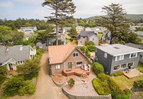 Others Cozy Cottage with Partial Ocean View and Fire Pit - Charming Getaway