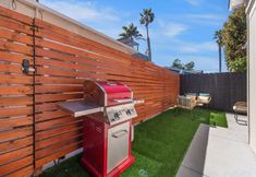 其他 3 Cozy Patios with Grill and Fire Pit - Charming Beach Haven