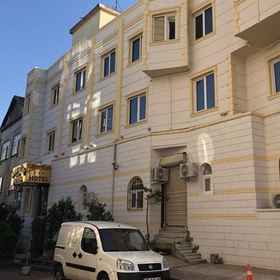 Hotel Exterior1Grand Milan,埃米诺努飯店