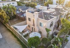Others 3 Outdoor Kitchen and Bay Views - Stunning Coastal Oasis