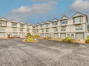 Others 4 Ocean View Balconies and Spacious Living - Charming Coastal Retreat