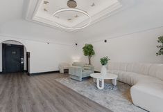 Others 3 Charming Dual Studio Setup with Convenient Amenities - Spacious Retreat