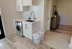 Lain-lain 6 Private Patio and Full Kitchen Amenities - Charming Oasis