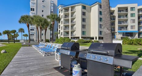 Others 2 Gulf Front Views and Heated Pool - Elegant Beachside Retreat