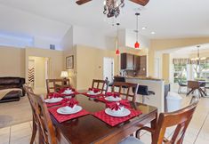 其他 5 South-Facing Heated Pool and Games Room - Elegant Family Retreat