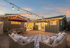 Others 3 Heated Saltwater Pool and Hot Tub - Elegant Ocean View Retreat