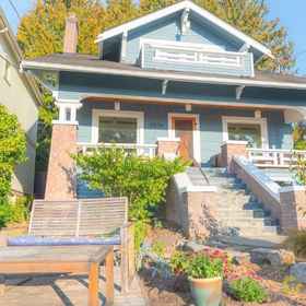 Hotel Exterior1Stunning Mountain Views and Cozy Amenities - Gorgeous Charming Retreat,金郡公寓