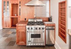 Others 2 Cozy Living Room and Fully Equipped Kitchen - Charming Oasis