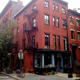 Hotel Exterior1Charming Retreat - Light-Filled, Quaint, Private Patio,联合广场飯店