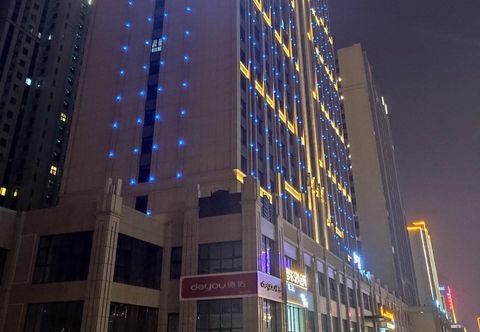 Others TWO-WO FILM SUITES