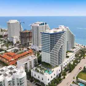 Logo1Luxurious Ocean View and Resort Amenities - Stunning Beachfront Haven，Patrick J. Meli Park and Community Center飯店