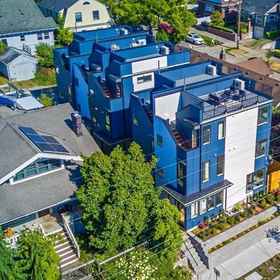Hotel Exterior 1 Rooftop Views and Modern Comforts - Stunning Urban Retreat, Seattle Public Library Hotels