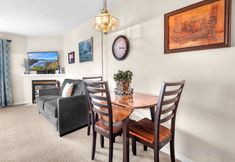 其他 6 Scenic Siletz Bay and Luxurious Amenities - Tranquil Coastal Haven