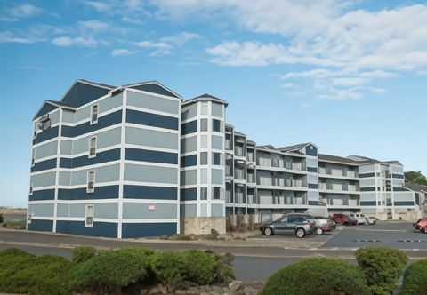 Others Serene Siletz Bay View and Cozy Fireplace - Charming Coastal Escape