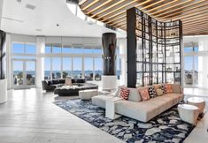 기타 4 Luxurious Ocean View and Resort Amenities - Stunning Beachfront Haven