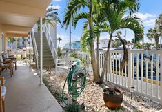 기타 7 Gulf Views and Steps to the Beach - Charming Coastal Escape