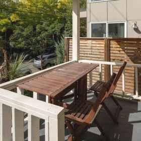 Hotel Interior/Public Areas1Cozy Living Room and Fully Equipped Kitchen - Charming Oasis,金郡公寓