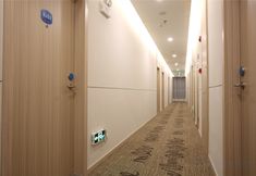 Lain-lain 4 HanTing Hotel (Foshan Lecong Louvre Furniture Mall)