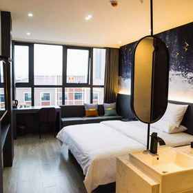 Logo 1 Khách sạn Jurong Dingding Holiday, Khách sạn Tây Hà