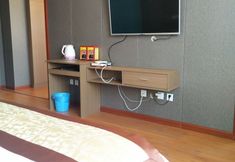 Others 5 Fenggang Huasheng Pearl Hotel