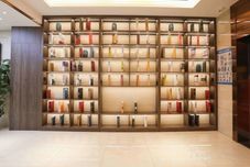 Others Guanshan Business Hotel (Changde Shimen County Commercial Pedestrian Street)