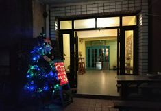 Lain-lain 4 One Time Hostel