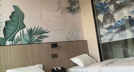 Others 2 Huiyu City Youth Home (Huizhou Boluo Tangquan Golf Shop)