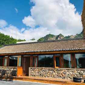 Hotel Exterior 1 ปักกิ่ง หยุนชิงเซอ โฮมสเตย์, โรงแรม & ที่พัก Simatai Great Wall Tourist Area