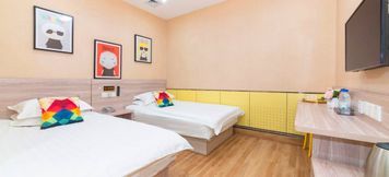 Others 6 Pink Motel (Jinan Aoti Middle Road)