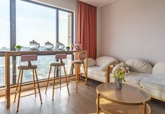 Others 7 Luoyang Lanjing Hotel (Peony Square Subway Station)