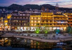Others 2 Cloud Hidden Retreat Boutique Riverside Inn (Fenghuang Ancient Town Tuojiang Branch)