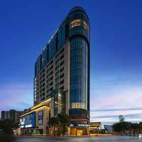 Hotel Exterior 1 Homeinn Plus Hotel (Shanghai National Exhibition and Convention Center Jiayi Road Subway Station), Ji Htl. Nanxiang Taimao Com'l. Plz Hotels