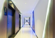 Others 4 i Electronic Sports Hotel (Zhengzhou Medical College Subway Station)