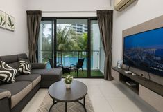 Others 5 Danga Bay Santai'Tropika Stay 2BR 4Pax Balcony