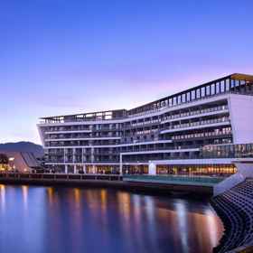 Logo 1 Summer Surfing Resort, Lingshui Lizu Zizhixian Hotels