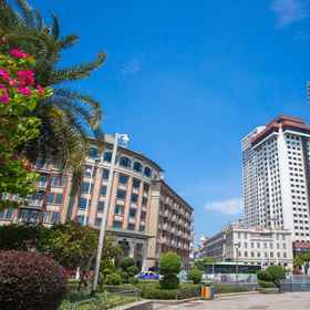Hotel Exterior 1 Xiamen Feige Hotel (Zhongshan Road Pedestrian Street Ferry Terminal), Hulishan Cannon Fort Hotels