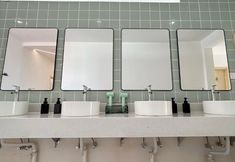 기타 7 BVB Youth Inn