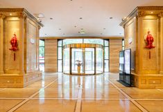 Others 7 Shanghai Binjiang Xinjing Hotel (The Bund)