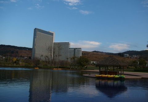 Lainnya Fuxian Lake Travel Resort