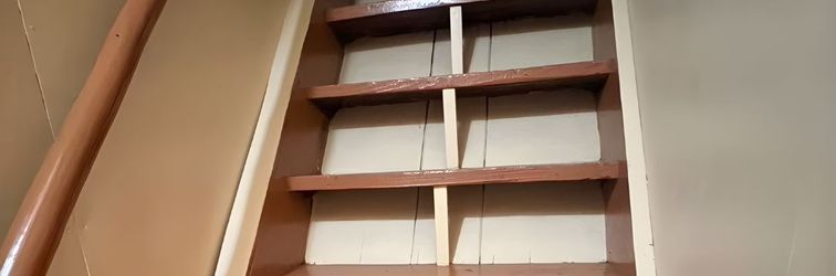 Lain-lain Traditional Inn