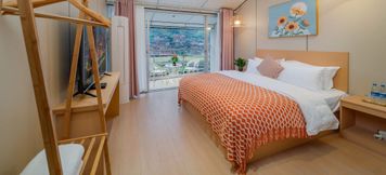 기타 6 Xijiang Qianhu Miao Village Shengru summer flower panoramic beauty hotel