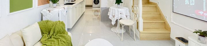 Lainnya 4 The Residents' Hotel