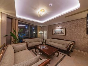 Lain-lain 4 Triton Hotel