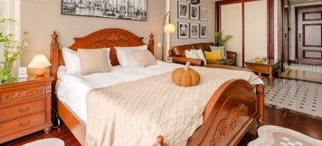 Others 5 Little 8 mansion. Shanghai.