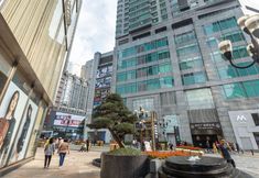 Others 2 Little Rabbit Hotel (Chongqing Jiefangbei Pedestrian Street)