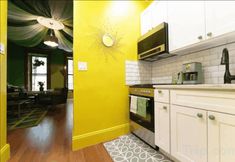 Others 5 The Green Room: 70s Groove Themed Studio