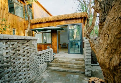 Others Dunhuang Manshan Chinese Inn (Mingsha Mountain Crescent Moon Spring Zhongmen)